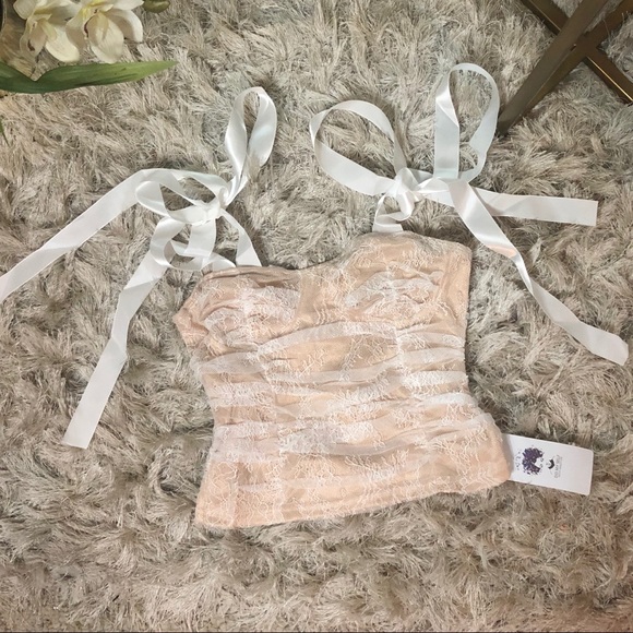 NEW ‘Eva’ Lace Top - Picture 3 of 8